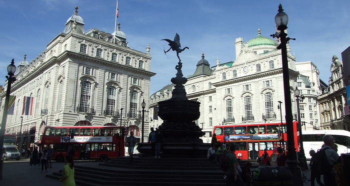 Piccadilly Circus mit Erosbrunnen